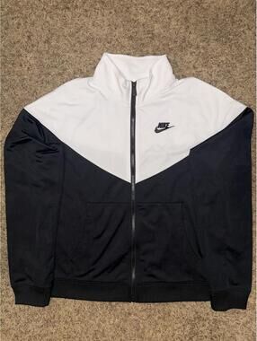 Nike Women’s Sportswear Tracksuit Jacket Top